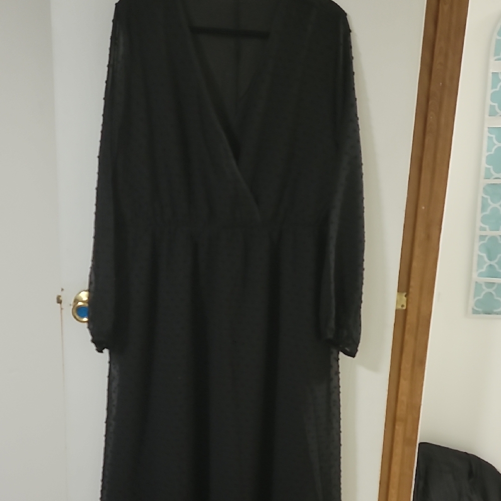 Black Long Sleeve V-Neck Women’s Dress